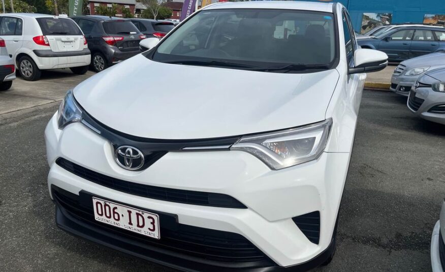 Used Cars Yards | Second Hand SUV Car Dealer | Stones Corner car dealer | Aussie First Car