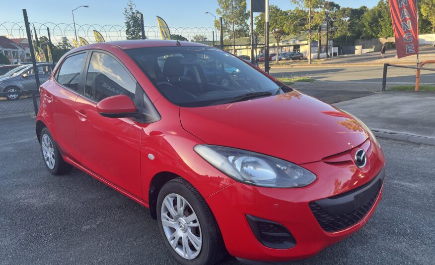 2013 Mazda 2 Manual