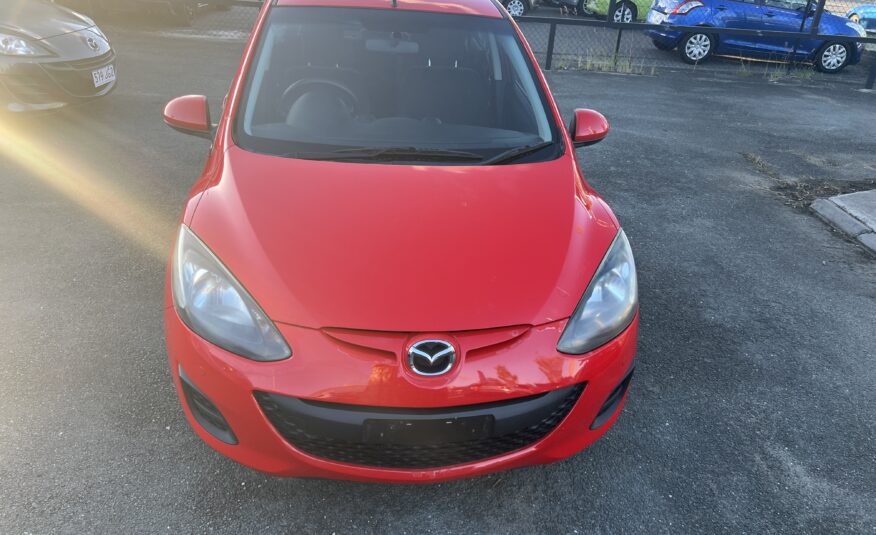 2013 Mazda 2 Manual