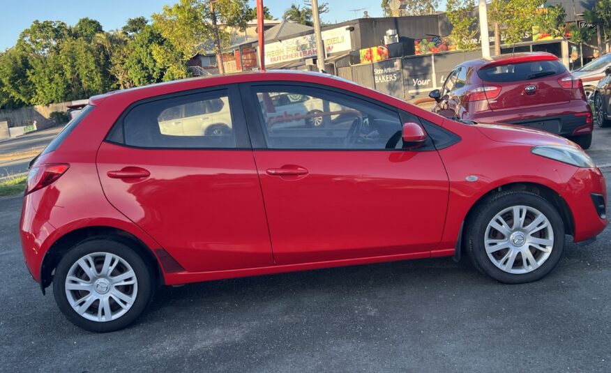 2013 Mazda 2 Manual