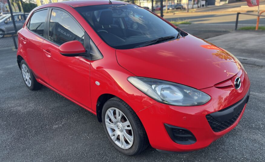 2013 Mazda 2 Manual