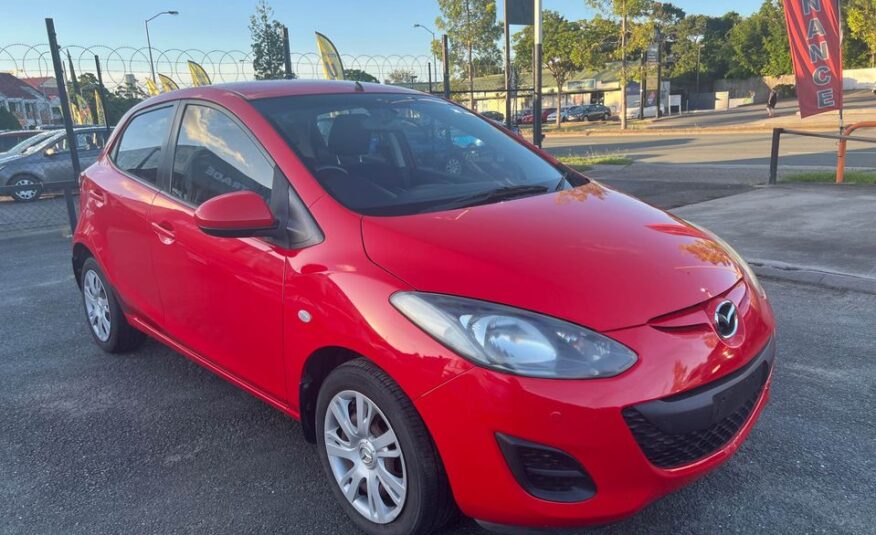 2013 Mazda 2 Manual