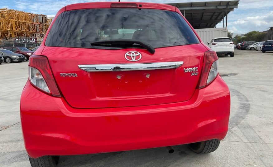 2012 Toyota Yaris manual