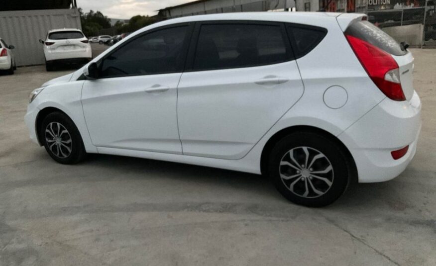 2016 Hyundai Accent manual