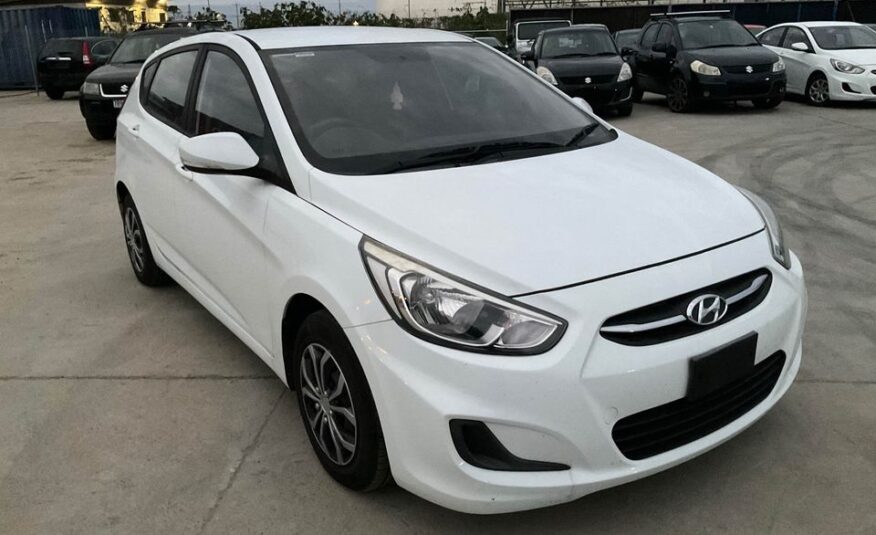 2016 Hyundai Accent manual