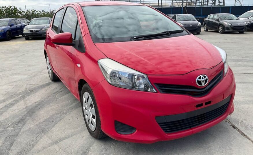 2012 Toyota Yaris manual