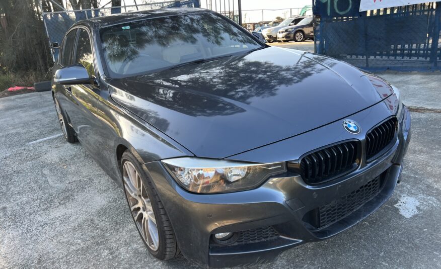 2012 BMW 328i Automatic