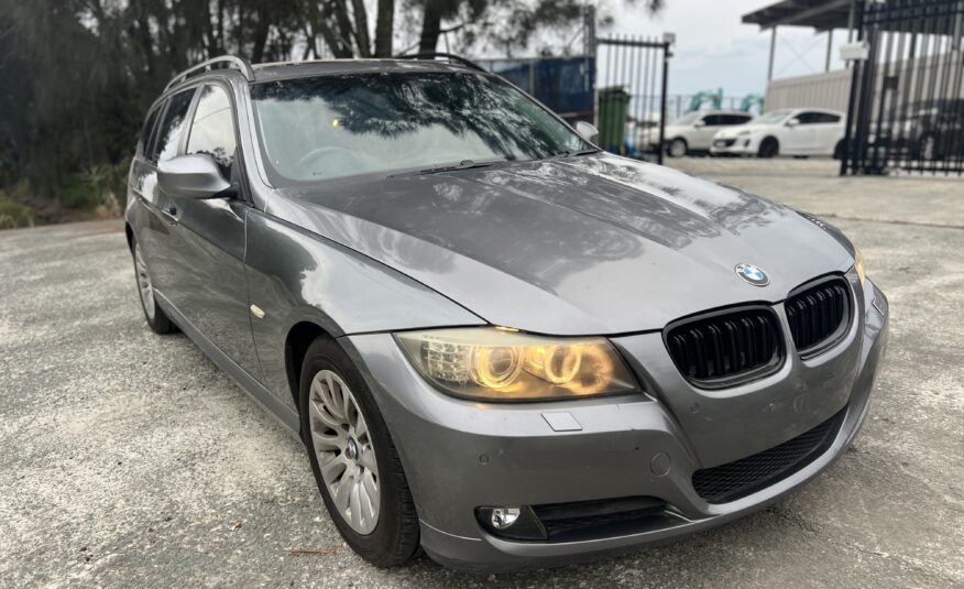 2009 BMW 320i wagon Automatic