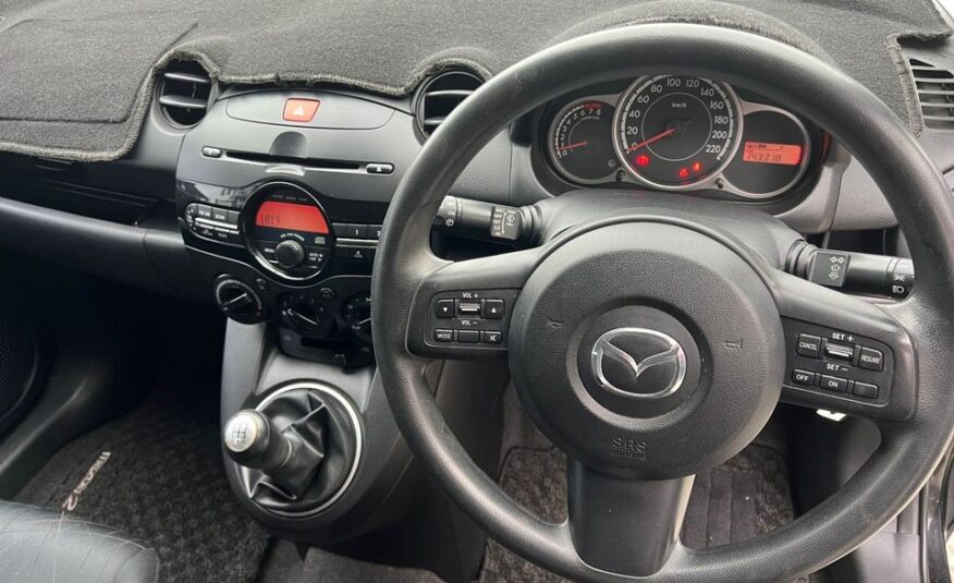 2012 Mazda 2 Manual