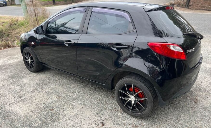 2012 Mazda 2 Manual