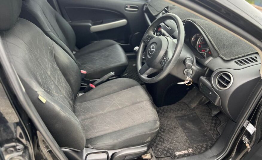 2012 Mazda 2 Manual